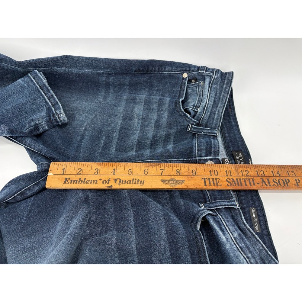 Judy Blue Los Angeles, Skinny Fit Capri, Dark Wash, Women's Size 15/32 - Picture 7 of 10